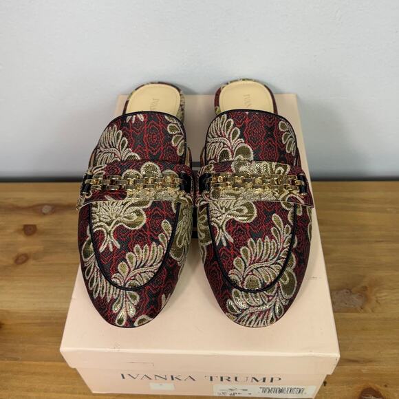 Ivanka Trump Warda Brocade Mules in Red Fabric Multi Women's Size 7.5 - Picture 2 of 11